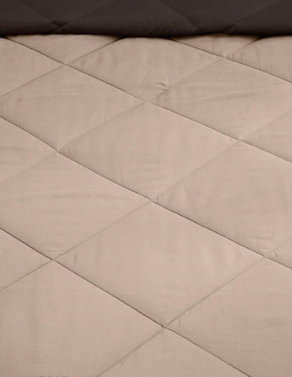 Relaxfeel 250 GSM Premium Luxury 5 Star Microfibre Reversible Soft Plain Quilted 90x100 Inch Double Bed Comforter / Quilt / Duvet / Razai / Rajai ( Brown & Beige ) - Free Size, Brown/ Beign, Microfiber, Rajai, Pack of1